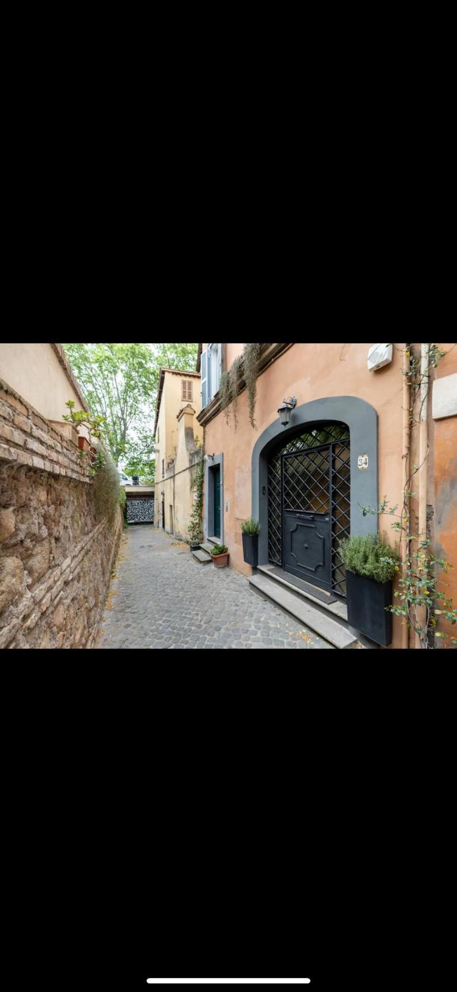 Navona Luxury Apartment